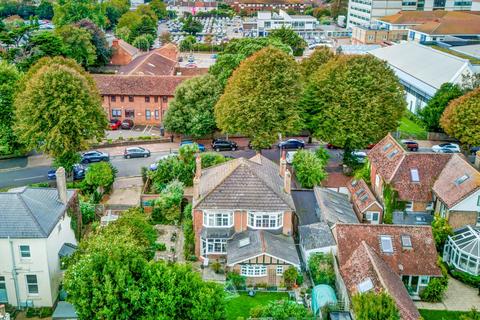 undefined, Homefield Road, Worthing, BN11 2HZ