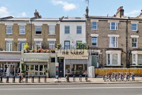 Shepherds Bush Road, London, W6