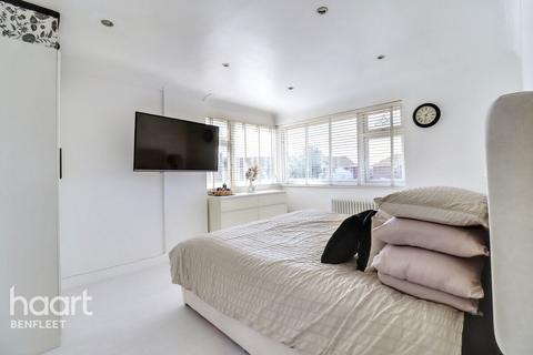5 bedroom detached house for sale, Furtherwick Road, Canvey Island