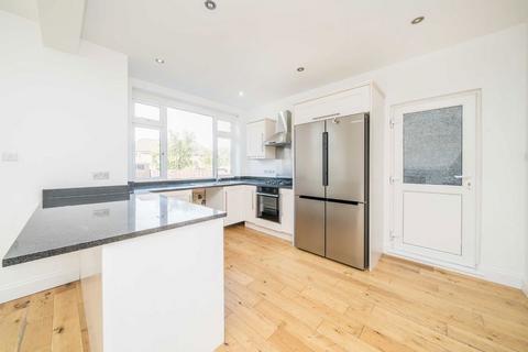 4 bedroom detached house for sale, Gainsborough Road, New Malden KT3
