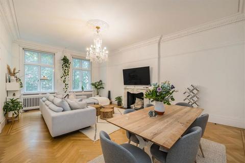 undefined, Marylebone Road, London NW1