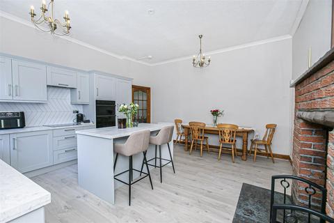 5 Harriebrae Park, Dunfermline, KY12 9EA