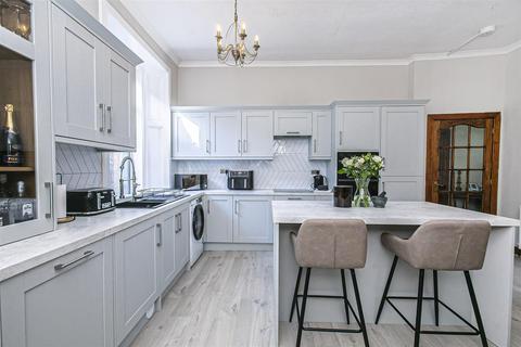 5 Harriebrae Park, Dunfermline, KY12 9EA