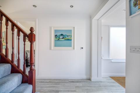4 bedroom detached house for sale, Quiet, tucked away location
