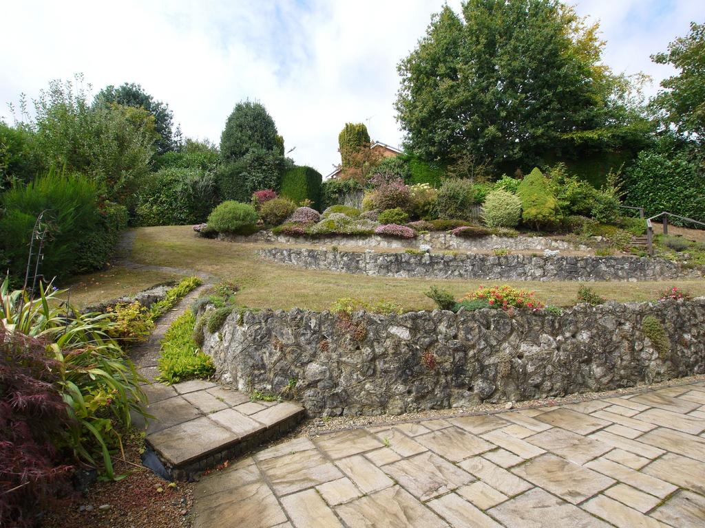 Photograph 3