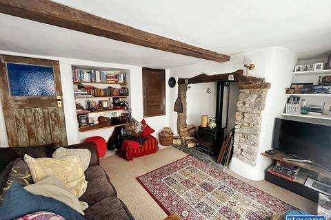 Part Reeves Cottage Reeves, Bow, Crediton, EX17 6EU