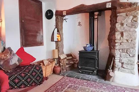 Part Reeves Cottage Reeves, Bow, Crediton, EX17 6EU