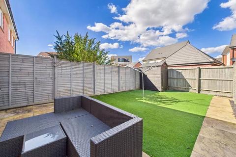 10 Attlebridge Way Kingsway, Quedgeley, Gloucester, GL2 2HY