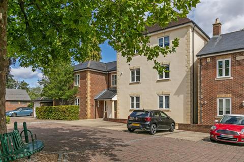 1 bedroom apartment for sale, Loyd Lindsay Square, Winchester, SO22