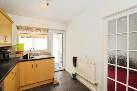 3 bedroom semi-detached house for sale, Smithfield Avenue, Hasland, Chesterfield, S41 0PS