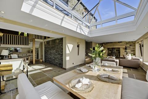 5 bedroom detached house for sale, White Carr Lane, Bury, Lancashire, BL9 6TE
