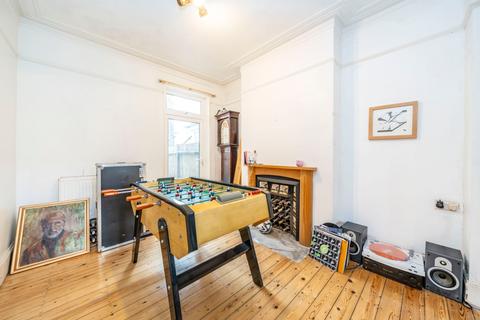 undefined, Inverine Road, Charlton, London, SE7