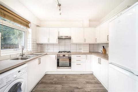 32 Fairby Road, London, SE12 8JR