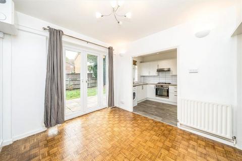 32 Fairby Road, London, SE12 8JR