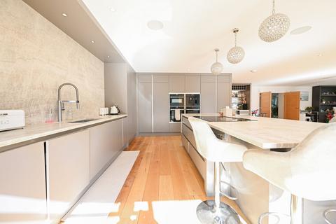 4 bedroom detached house for sale, Pringles Drive, Ferndown, BH22