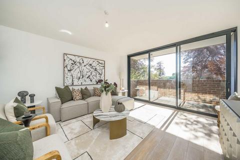undefined, Cottenham Park Road, Wimbledon SW20