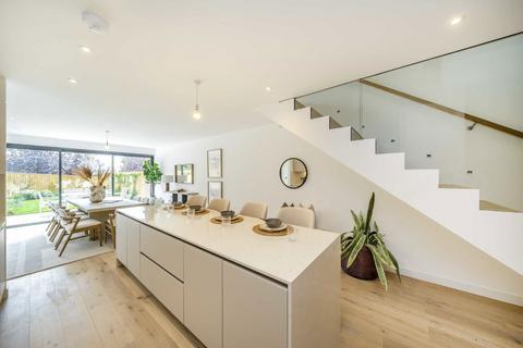 undefined, Cottenham Park Road, Wimbledon SW20