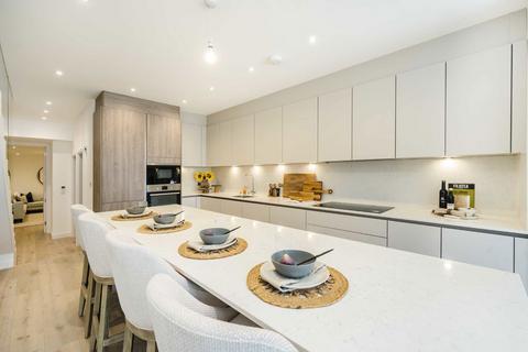 undefined, Cottenham Park Road, Wimbledon SW20