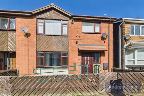 Benfleet Avenue, Town End Farm