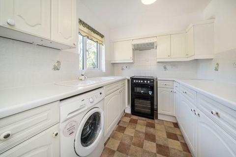 undefined, Shepperton Court Drive, Shepperton TW17