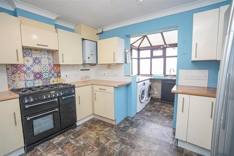 3 bedroom semi-detached house for sale, Riverside Close, Bideford