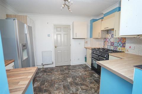 3 bedroom semi-detached house for sale, Riverside Close, Bideford