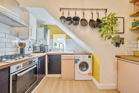 2 bedroom flat for sale, Maberley Road, Crystal Palace, London, SE19