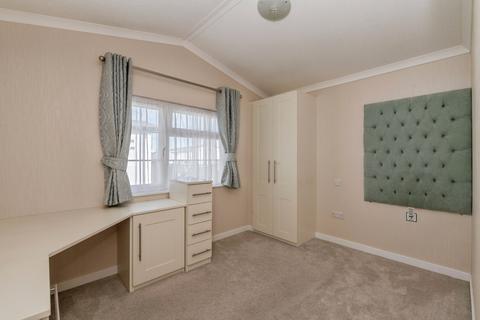 undefined, Brentwood, Essex, CM13