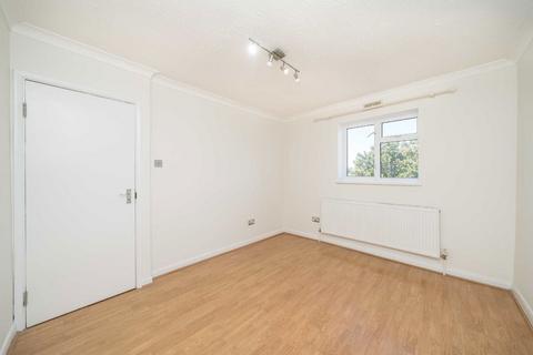 undefined, Streatham High Road, London SW16