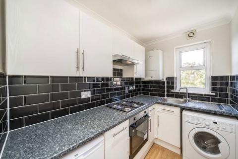 undefined, Streatham High Road, London SW16