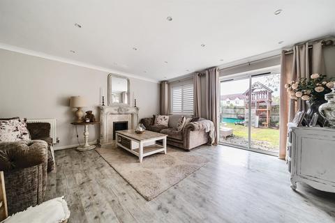 undefined, Foster Lane, Ashington RH20