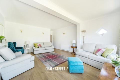 undefined, Clyde Way, Rise Park, RM1