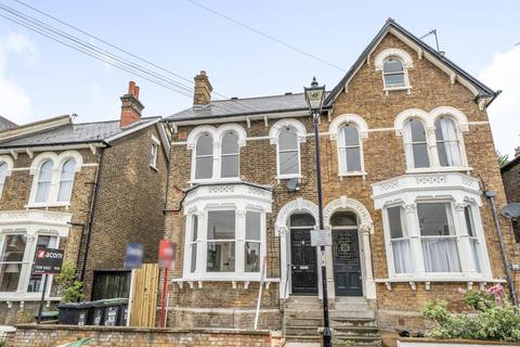 3 bedroom property for sale, Embleton Road, London