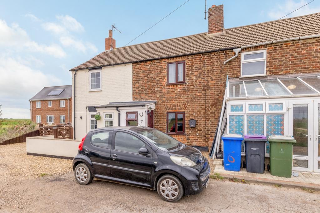 7 Coastguard Cottage (Moulton Marsh)-2