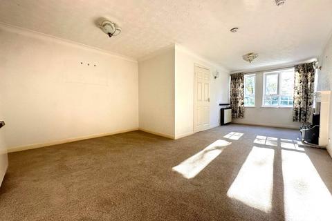 2 bedroom flat for sale, Filey Road, Scarborough, YO11