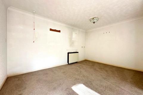 2 bedroom flat for sale, Filey Road, Scarborough, YO11