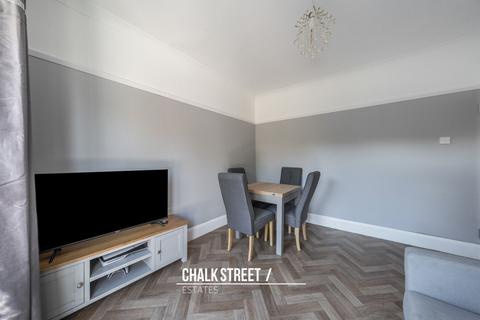 109 Upper Rainham Road, Hornchurch, RM12 4EF