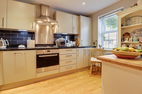 3 bedroom terraced house for sale, Ver Brook Avenue, Markyate, St. Albans, AL3