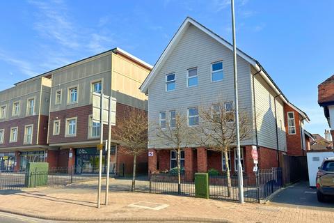 undefined, Peel House, 409 Lymington Road, Highcliffe, Dorset. BH23 5EN