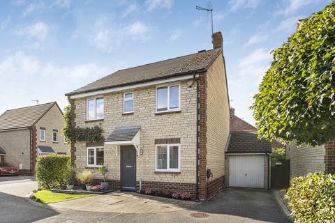 Dunnock Close, Bicester, OX26