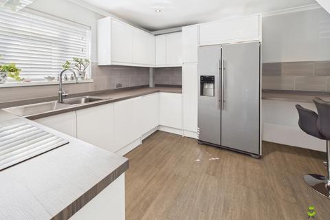 3 bedroom end of terrace house for sale, 288 Old Farm Avenue, Sidcup
