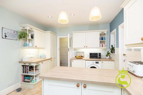 4 bedroom detached house for sale, Twemlow Avenue, Poole BH14