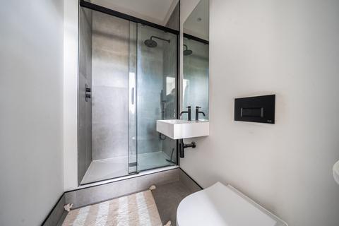 2 bedroom apartment for sale, Field End Road, Ruislip, Middlesex