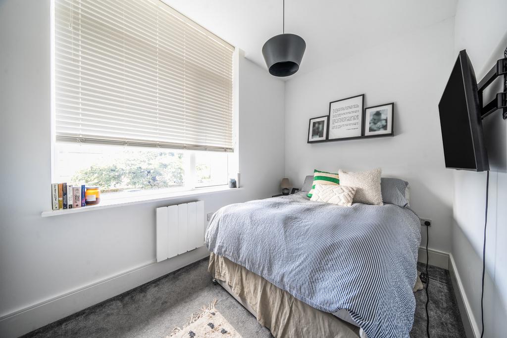 1355236-8-68c8087...