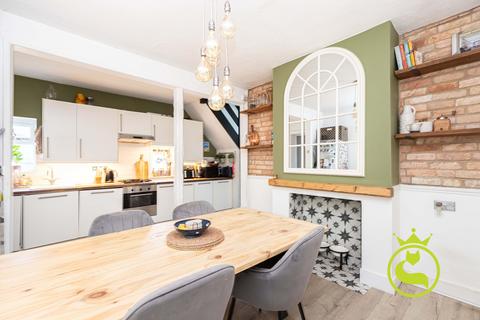 undefined, James Road, Poole BH12