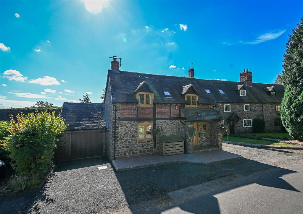 6 St Johns Court-17.jpg