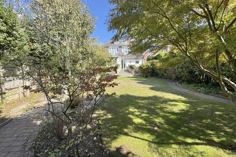 4 bedroom detached house for sale, Dorset Lake Avenue, Lilliput, Poole, BH14