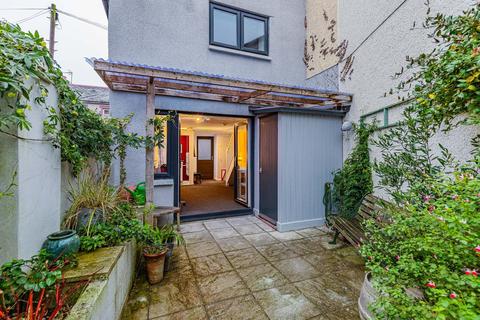 undefined, Salop Place, Penarth CF64