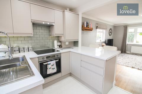 2 bedroom detached bungalow for sale, Christopher Close, Louth LN11