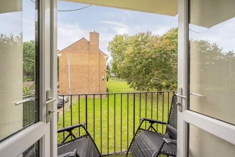 Whitnell Way, Putney, London, SW15